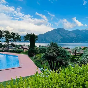 Hébergement de vacances View, Swimming Pool, Tennis Court And Private Parking, Mezzegra